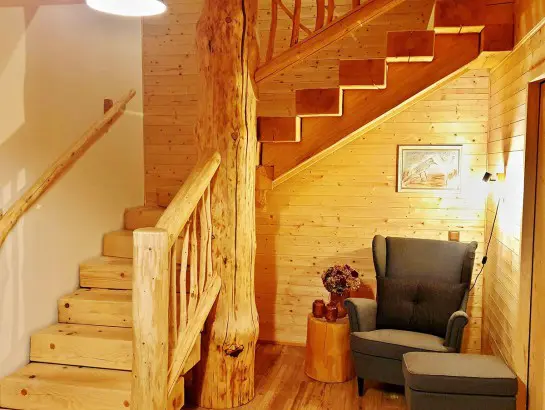 Nabízíme - Dřevěné interiéry : první řada fotek-1