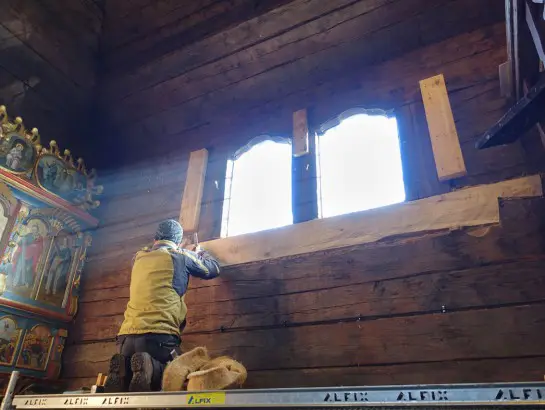 Nabízíme - Rekonstrukce : první řada fotek-1