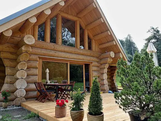 Media - Rohové přesahy u srubů : první řada fotek-1