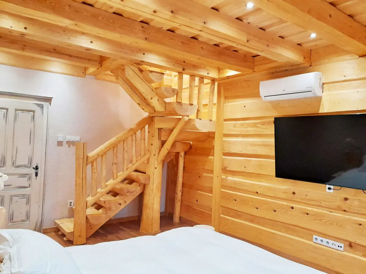 Interiéry a schodiště-35