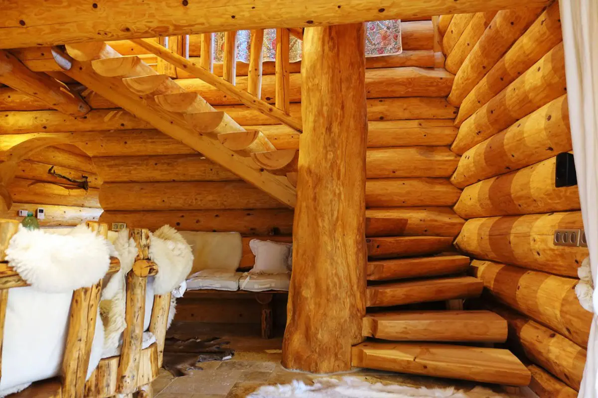 Interiéry a schodiště-33