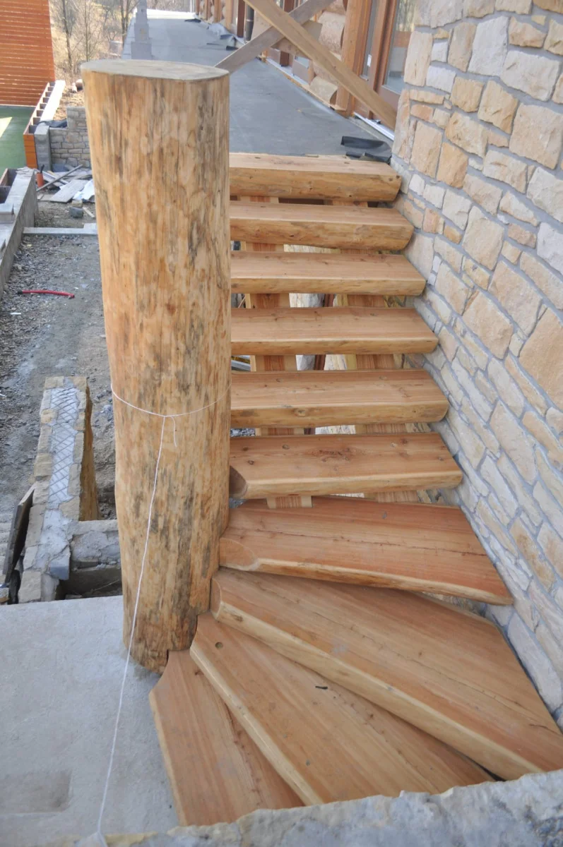 Interiéry a schodiště-12