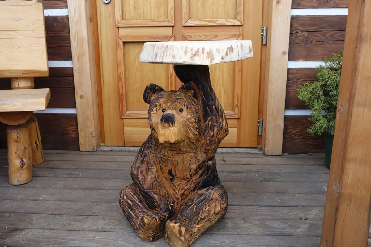 Stoleček s medvídkem