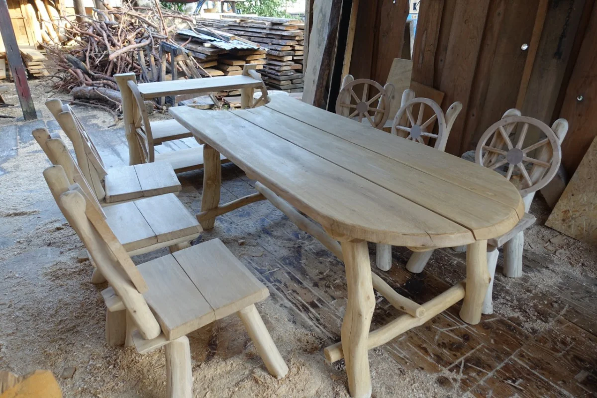 Rustikální srubový nábytek-23